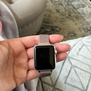 APPLE WATCH SERIES 3